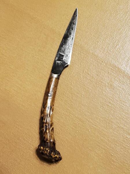 235633